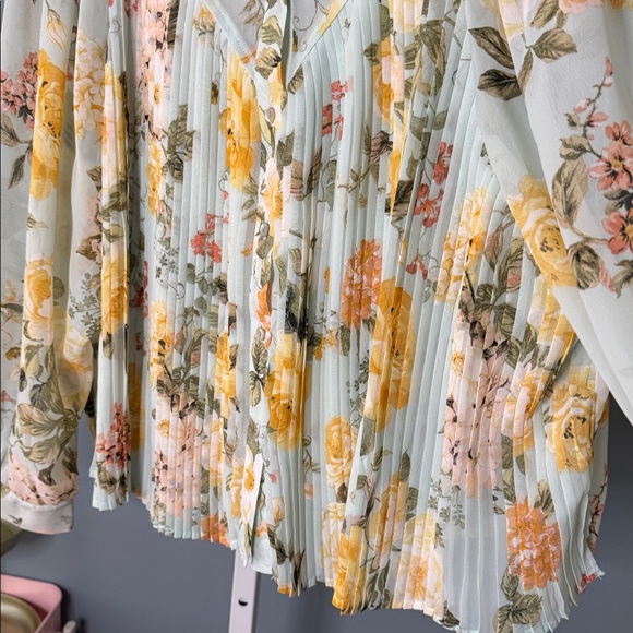 Violetta Botanical Blouse | Wide Bishop Sleeves Floral Blouse in Sea Green Color - Picture 9 of 11